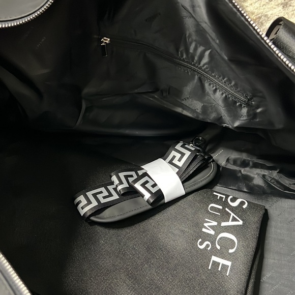 Versace Parfums Duffle Bag (Unisex) - Picture 14 of 15